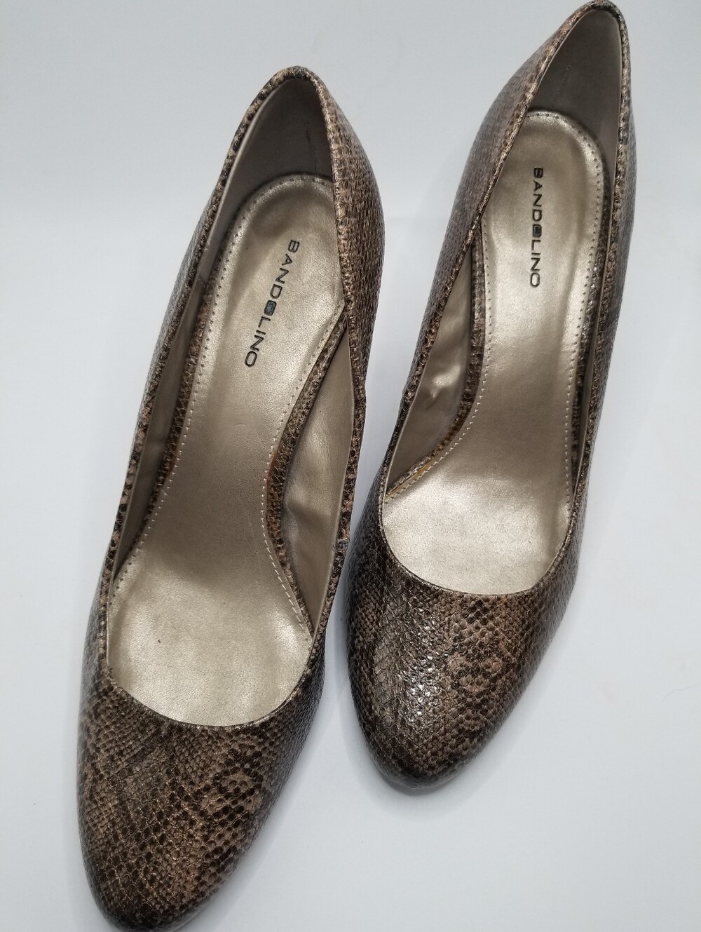 Bandolino Snakeskin Print Pumps Size 10M